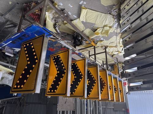 标识标牌按功能可分为哪些类型 不同类型适用什么场景